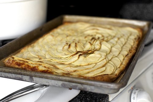 Яблочный пирог "Мозаика" с карамелью