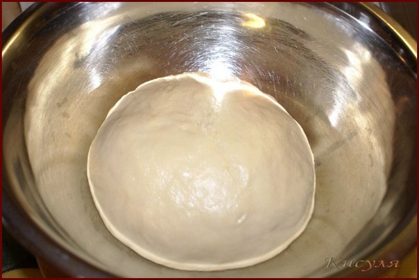 Творожное тесто на сыворотке (калачики с джемом)