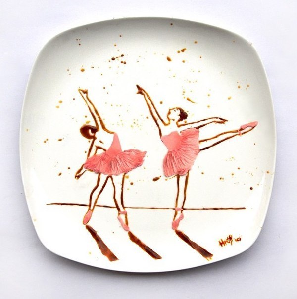 Удивительные картины на тарелках от художника Hong Yi